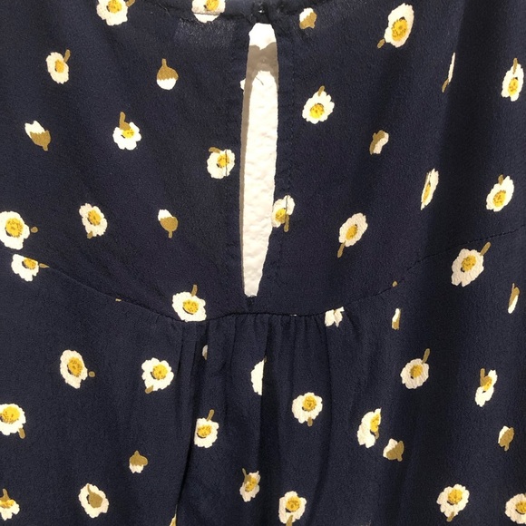 Madewell Women's Navy Blue Floral Top - Picture 5 of 6